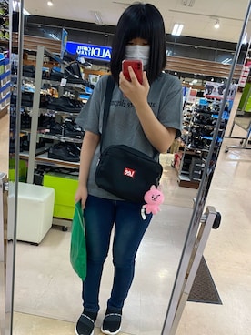 「アイテム（キーホルダー）」を使った、まーるさん（レディース・153cm）の夏コーディネート