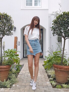 「DHOLIC（ディーホリック）のアイテム（デニムスカート）」を使った、MASAEさん（レディース・168cm）の春コーディネート