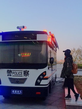 「MCM（エムシーエム）のアイテム（シューズ）」を使った、XiAoYRaN-さん（レディース・162cm）の秋コーディネート