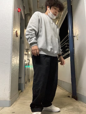 「Champion（チャンピオン）のChampion PULLOVER オーバーサイズ プルオーバー クルーネック スウェット（スウェット、グレー系）」を使った、世界樹さん（メンズ・162cm）の冬コーディネート