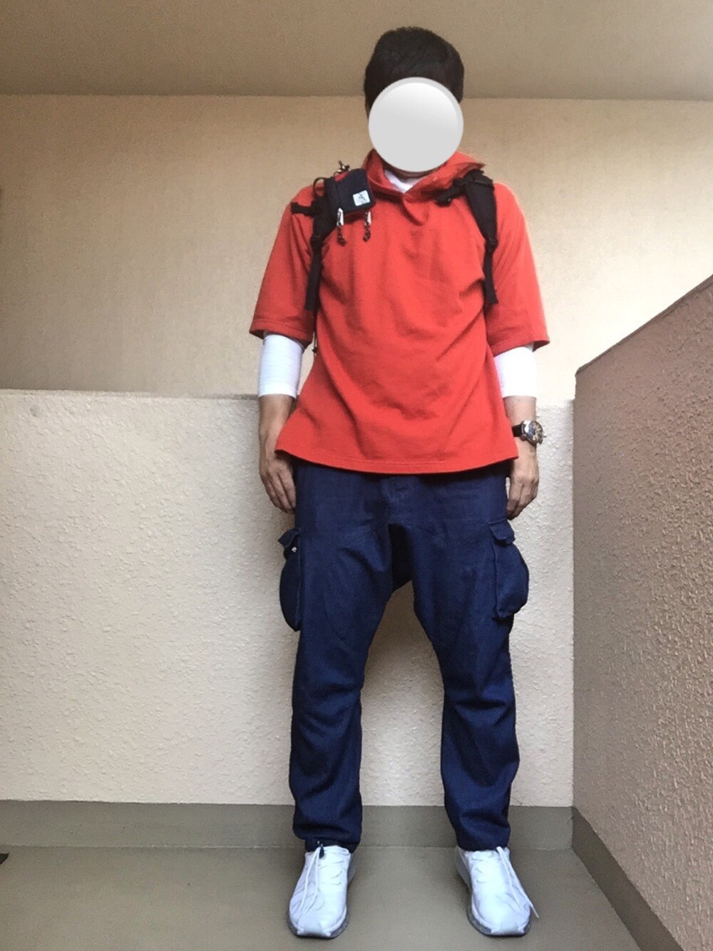 「レイヤードスタイル、パーカー、サルエルパンツ、airmaxflair、バックパック、Junred、rovtski、NIKE、アダルトおカワたん部、袖まくり部」｜「JUNREDのビッグＴ半袖パーカー（パーカー、オレンジ系）」を使った、Ren Saitoさん（メンズ・168cm）の夏コーディネートの1枚目の写真