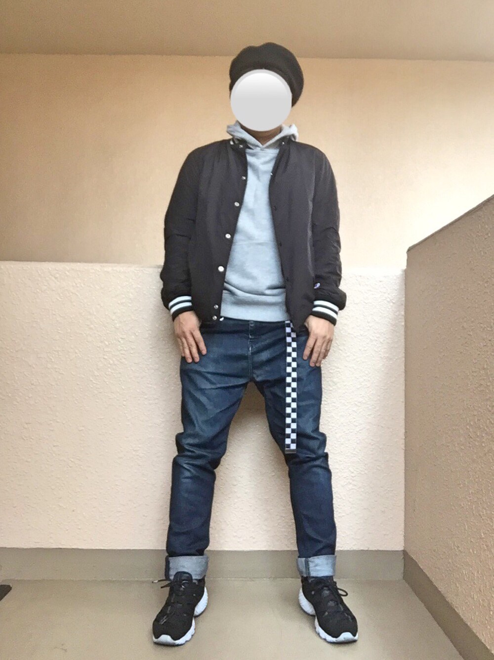 「ベレー帽、パーカー、チャンピオン、ゲルマイ、おしゃれさんと繋がりたい、アダルトおカワたん部」｜「QUEENHEADのゆったりリブベレー帽（ハンチング/ベレー帽、ブラック系）」を使った、Ren Saitoさん（メンズ・168cm）の秋コーディネートの1枚目の写真