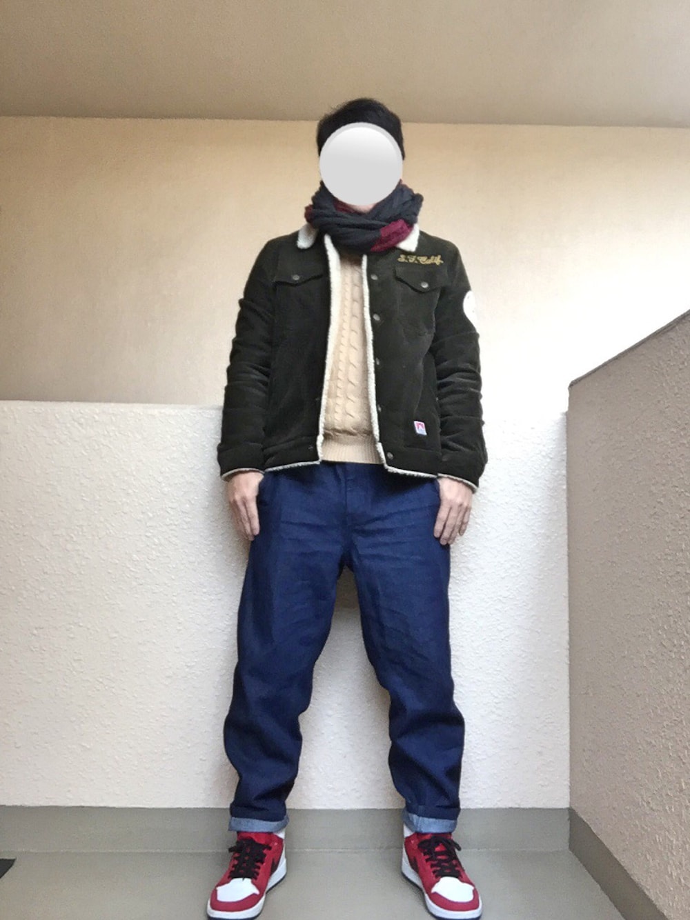 「ボアジャケット、ケーブルニット、ダボパン、エアジョーダン、AIR JORDAN、アダルトおカワたん部、オトナカジュアル、大人カジュアル、お洒落さんとつながりたい」｜「BEN DAVISのアイテム（その他アウター、グリーン系）」を使った、Ren Saitoさん（メンズ・168cm）の冬コーディネートの1枚目の写真