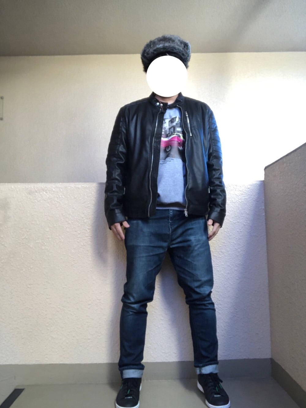 「あけましておめでとうございます！、フライトキャップ、ライダース、スウェット、デニム、スタンスミス、オトナカジュアル、おしゃれさんと繋がりたい、大人カジュアル、アダルトおカワたん部」｜「polka dotのアイテム（帽子、ブラック系）」を使った、Ren Saitoさん（メンズ・168cm）の冬コーディネートの1枚目の写真