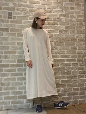 「スリット」｜「アイテム（ワンピース/ドレス）」を使った、かわの くみこさん（レディース・154cm）の秋コーディネート