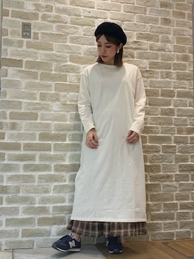 「スリット」｜「アイテム（ワンピース/ドレス）」を使った、かわの くみこさん（レディース・154cm）の秋コーディネート