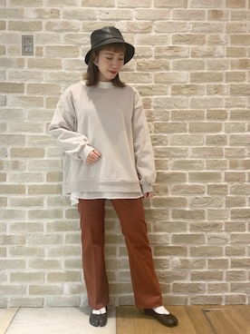 「earth music&ecology（アースミュージックアンドエコロジー）のアイテム（ハット、ブラック系）」を使った、かわの くみこさん（レディース・154cm）の冬コーディネート