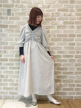 「earth music&ecology（アースミュージックアンドエコロジー）のアイテム（ニット/セーター、ブラック系）」を使った、かわの くみこさん（レディース・154cm）の春コーディネート