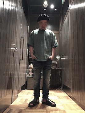 「DIESEL（ディーゼル）のアイテム（サンダル）」を使った、DIESEL KOHEYさん（メンズ・172cm）の春コーディネート