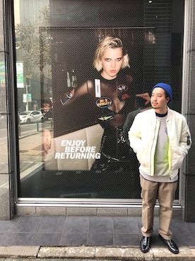 「DIESEL（ディーゼル）のアイテム（その他パンツ）」を使った、DIESEL KOHEYさん（メンズ・172cm）の秋コーディネート