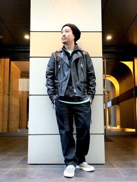 「ディーゼル」｜「アイテム（ライダースジャケット）」を使った、DIESEL KOHEYさん（メンズ・172cm）の秋コーディネート