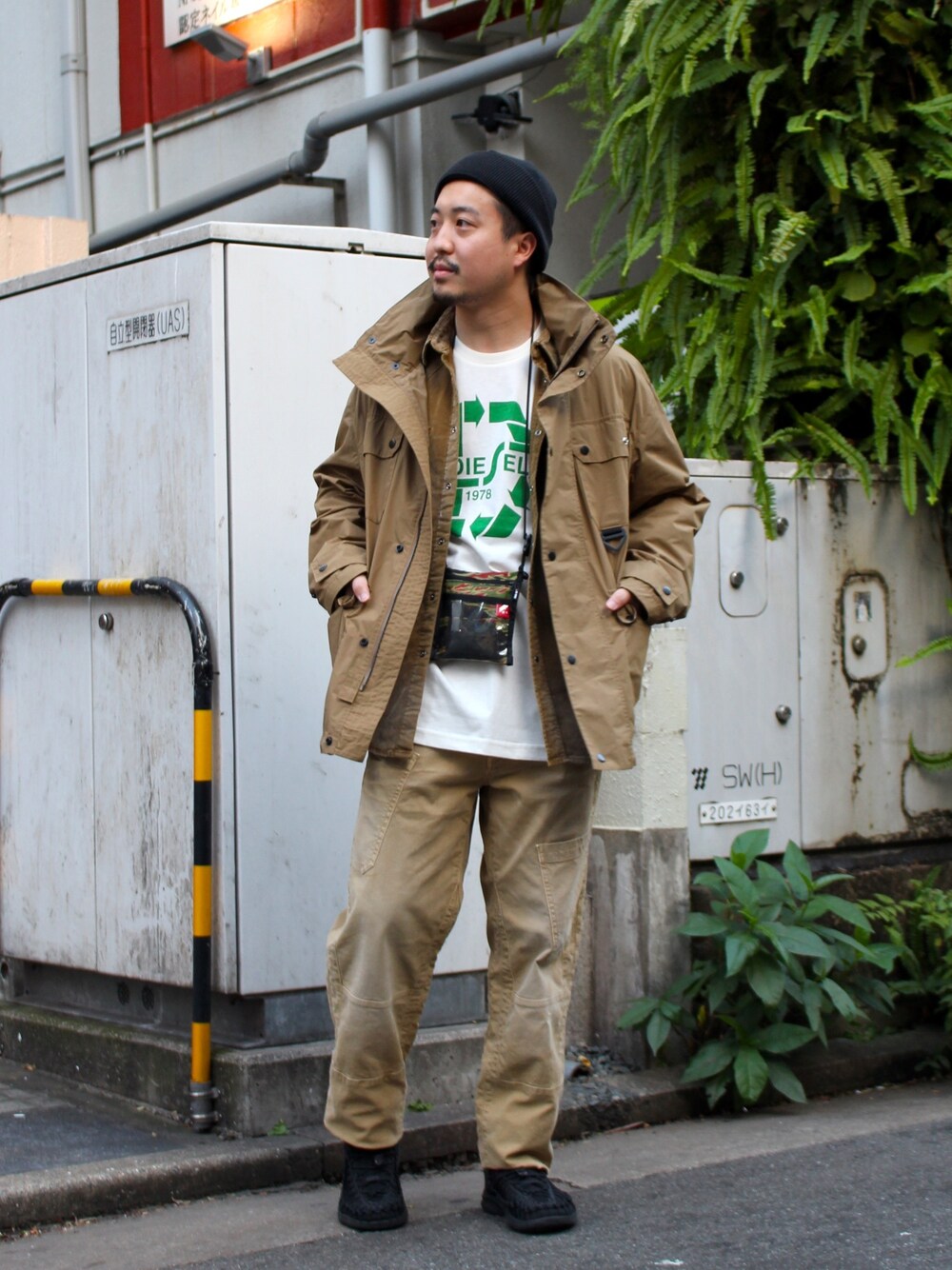 DIESELのミリタリージャケット（ベージュ系）を使ったメンズ人気 