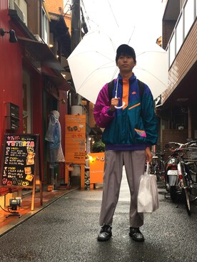 「HARE」｜「アイテム（ナイロンジャケット）」を使った、わたさんさん（メンズ・180cm）の春コーディネート