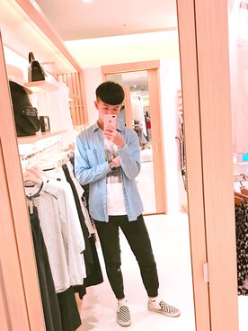 「アイテム（スリッポン、その他）」を使った、林昆翰さん（メンズ・178cm）の夏コーディネート