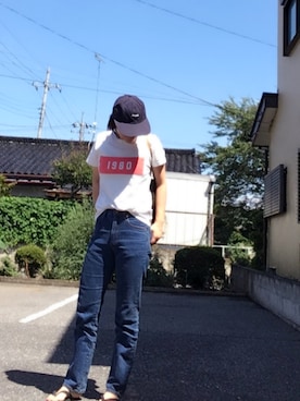 「Tシャツ×デニム」｜「アイテム（ビーチサンダル）」を使った、hanaさん（レディース・156cm）の夏コーディネート