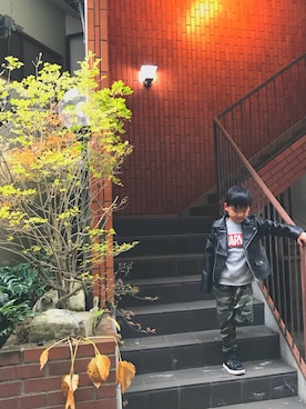 「BRANSHES（ブランシェス）のアイテム（ライダースジャケット）」を使った、jiNさん（キッズ・125cm）の秋コーディネート