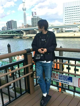 「N.HOOLYWOOD（N.ハリウッド）のアイテム（メッセンジャーバッグ）」を使った、h.yさん（メンズ・180cm）の春コーディネート