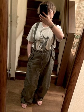 「古着のアイテム（Tシャツ/カットソー、ベージュ系）」を使った、なーさんさん（レディース・156cm）の夏コーディネート