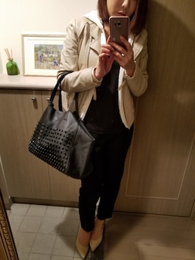 「PRADA（プラダ）のアイテム（パーカー）」を使った、RIEさん（レディース・163cm）の春コーディネート