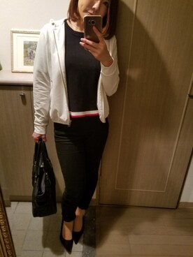 「PRADA（プラダ）のアイテム（パーカー）」を使った、RIEさん（レディース・163cm）の春コーディネート