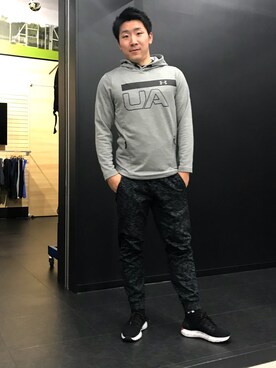 「underarmor」｜KIDさん（メンズ・177cm）の冬コーディネート