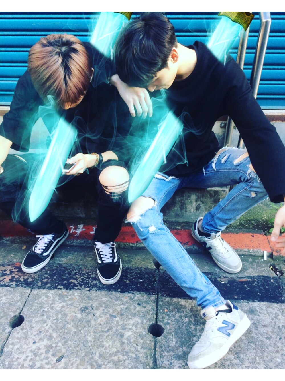 「VANSのVANS ヴァンズ OLD SKOOL オールドスクール V36CL CVS BLACK（スニーカー、ブラック系）」を使った、陳尊鴻さん（メンズ・170cm）の春コーディネートの1枚目の写真