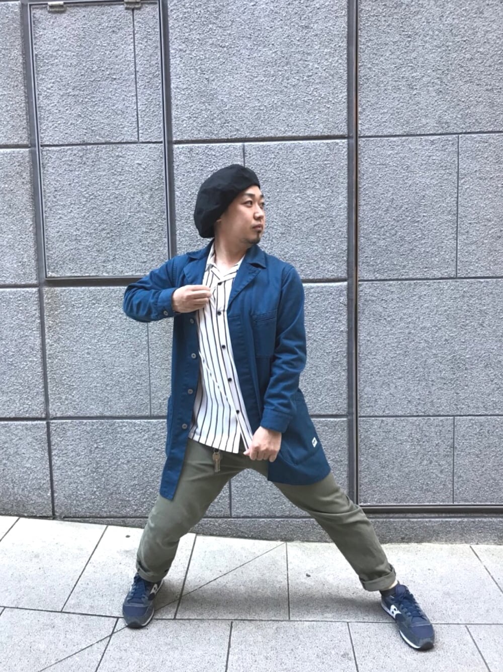 「shop無、帽子、ジョジョ立ち、RADIALL、ベレー」｜「無のアシンメトリーツイルベレー（ハンチング/ベレー帽、ブラック系）」を使った、マサッヒロさん（メンズ・168cm）の秋コーディネートの1枚目の写真