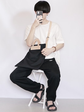 「LEVENDIS（レベンディス）のアイテム（パンツ）」を使った、89さん（メンズ・168cm）の夏コーディネート