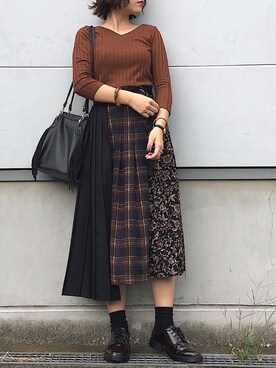 「PAGEBOY（ページボーイ）のハートネックリブトップス（Tシャツ/カットソー）」を使った、Naoさん（レディース・158cm）の秋コーディネート