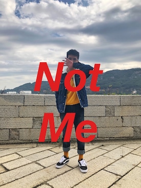 「PULL&BEAR（プルアンドベア）のアイテム（デニムジャケット）」を使った、Hayashiさん（メンズ・173cm）の秋コーディネート