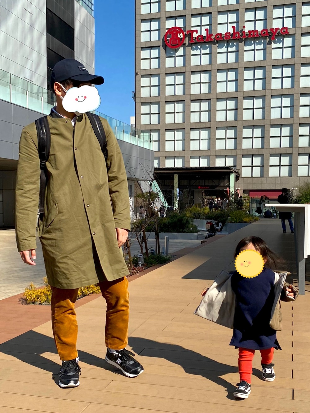 「今日のコーデ、スニーカーコーデ、MAISON KITSUNE、MASTER PIECE、New Balance、nanamica、キャップ」｜「Maison Kitsuneのアイテム（ジャケット/アウター、グリーン系）」を使った、ひこなさん（メンズ・173cm）の冬コーディネートの1枚目の写真