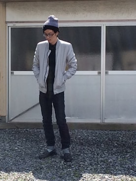 「アイテム（ナイロンジャケット、シルバー系）」を使った、キャッチザレインボーさん（メンズ・171cm）の春コーディネート