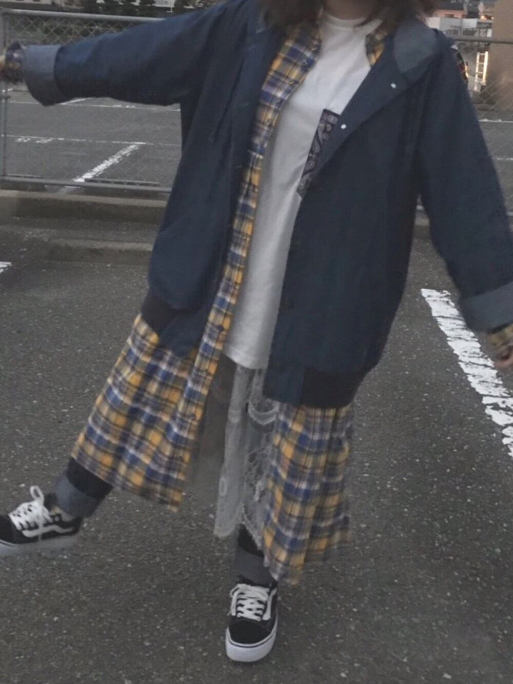「CHIHIROYASUDA、やすだちひろ、デニムジャケット、rivet & surge、チェック、nice claup、WEGO、レース、merlot、VANS」｜「CHIHIRO YASUDAの【CHIHIRO YASUDA】デニムジャケット（デニムジャケット、ブルー系）」を使った、N a t s u k i 🐰さん（レディース・157cm）の秋コーディネートの1枚目の写真