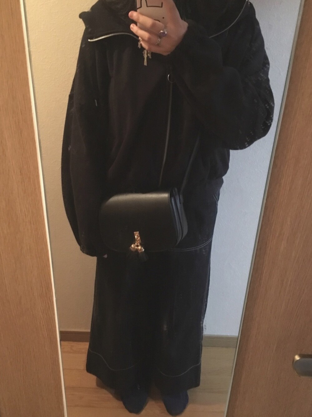 「w closet、ドロップショルダー、パーカー、Ray Cassin、チェック、ViS、VANS、スニーカー、ブラック」｜「RAY CASSINのアイテム（トップス、グリーン系）」を使った、N a t s u k i 🐰さん（レディース・157cm）の春コーディネートの1枚目の写真