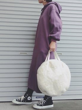 「パープル×黒」｜「アイテム（ハンドバッグ）」を使った、♡、。・S♡、。・:*:・さん（レディース・159cm）の冬コーディネート