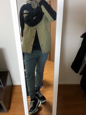 「アイテム（マウンテンパーカー）」を使った、りばぽさん（メンズ・177cm）の冬コーディネート