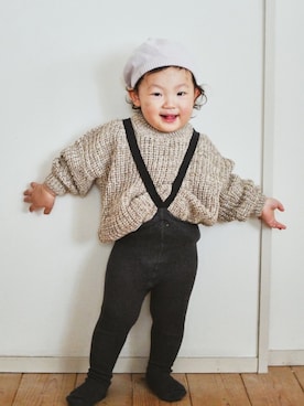 「部屋撮り」｜「アイテム（ハンチング/ベレー帽）」を使った、Kちゃんさん（キッズ・80cm）の春コーディネート