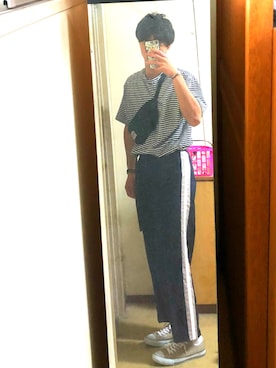 「HARE（ハレ）のサイドダブルラインパンツ(HARE)（その他パンツ、ブルー系）」を使った、りょーたさん（メンズ・181cm）の秋コーディネート