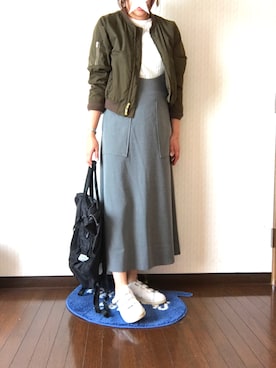「KBF（ケイビーエフ）のアイテム（MA-1）」を使った、tanakaaa＝さん（レディース・164cm）の春コーディネート