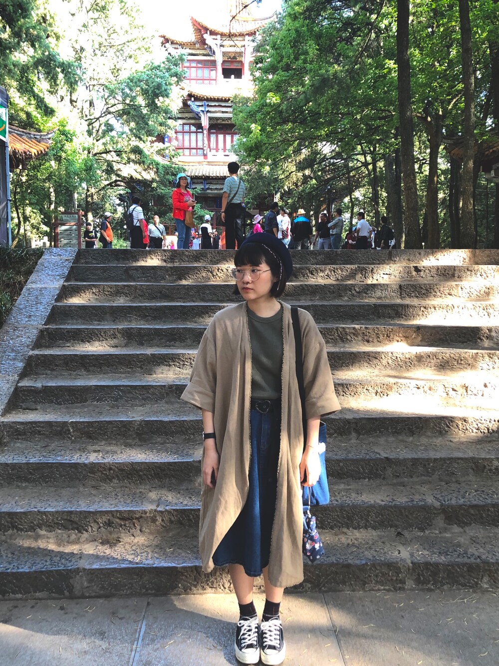 「niko and...のアイテム（ポンチョ、ベージュ系）」を使った、Yu Ann Chenさん（レディース・160cm）の夏コーディネートの1枚目の写真