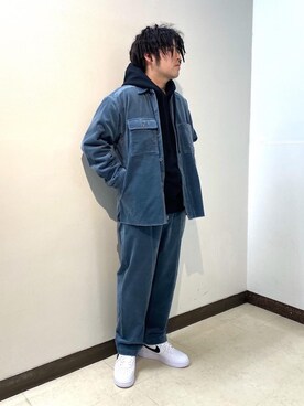 「MONKEY TIME（モンキータイム）のアイテム（パーカー）」を使った、arisawa shunyaさん（メンズ・173cm）の冬コーディネート