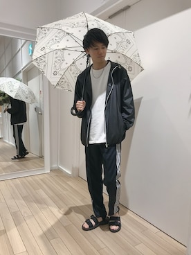 大良【RAGEBLUE橿原】さんのコーディネート