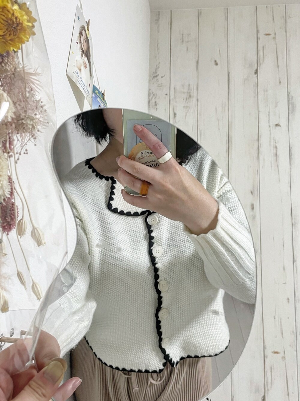 「春コーデ、ゆるコーデ、低身長、着回しコーデ、リラックススタイル、大人ガーリー」｜「jumelleのアイテム（リング、ホワイト系）」を使った、aaamiuさん（レディース・152cm）の春コーディネートの1枚目の写真
