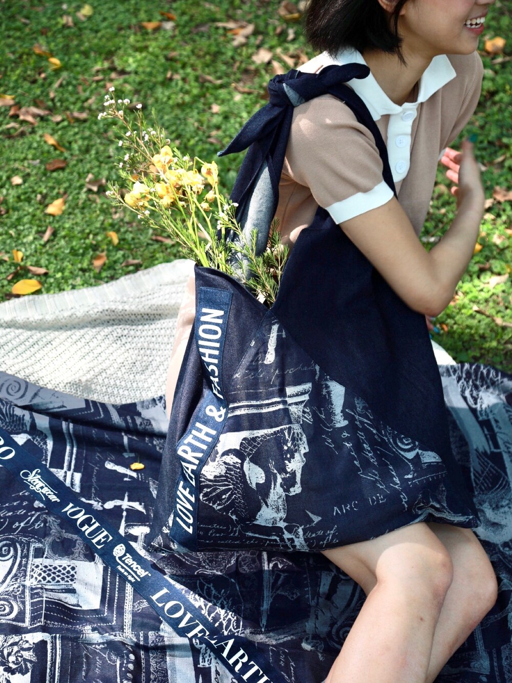 「storywearのアイテム（ショルダーバッグ、ブルー系）」を使った、VVN_SUNさん（レディース・163cm）の春コーディネートの1枚目の写真
