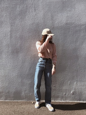 「ベージュスニーカー」｜「アイテム（その他）」を使った、AYAさん（レディース・157cm）の春コーディネート