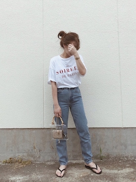 「マムジーンズ」｜「アイテム（ビーチサンダル）」を使った、AYAさん（レディース・157cm）の夏コーディネート