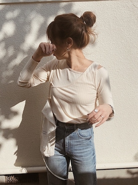 「ハイウエストストレートジーンズ」｜「アイテム（その他）」を使った、AYAさん（レディース・158cm）の秋コーディネート