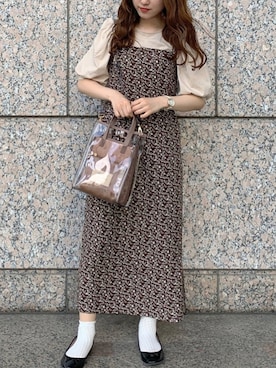 「one after another NICE CLAUP（ワンアフターアナザーナイスクラップ）のアイテム（ジャンパースカート）」を使った、ゆうかさん（レディース・155cm）の夏コーディネート