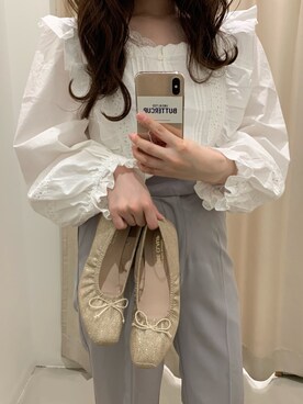 「one after another NICE CLAUP（ワンアフターアナザーナイスクラップ）のアイテム（バレエシューズ、ゴールド系）」を使った、ゆうかさん（レディース・155cm）の秋コーディネート