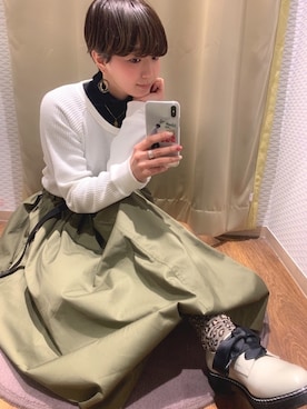 「Lee（リー）の【LEE×earth】 ロゴワッフルTシャツ ●（Tシャツ/カットソー、ホワイト系）」を使った、Asukaさん（レディース・154cm）の冬コーディネート